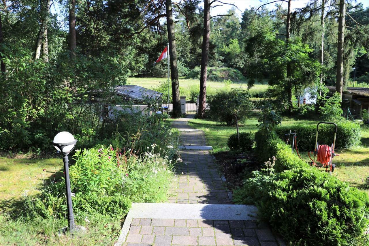 Fahrradpension Am Weg Nach Kopenhagen Fürstenberg-Havel Buitenkant foto